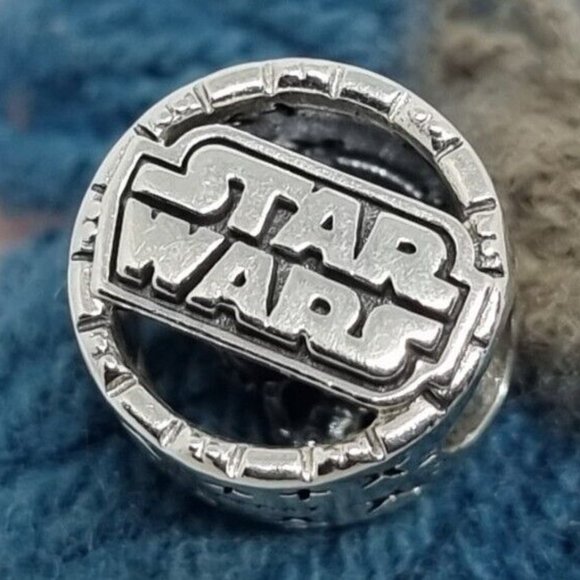 Pandora Star Wars C-3PO and R2-D2 Openwork Charm - Picture 2 of 5